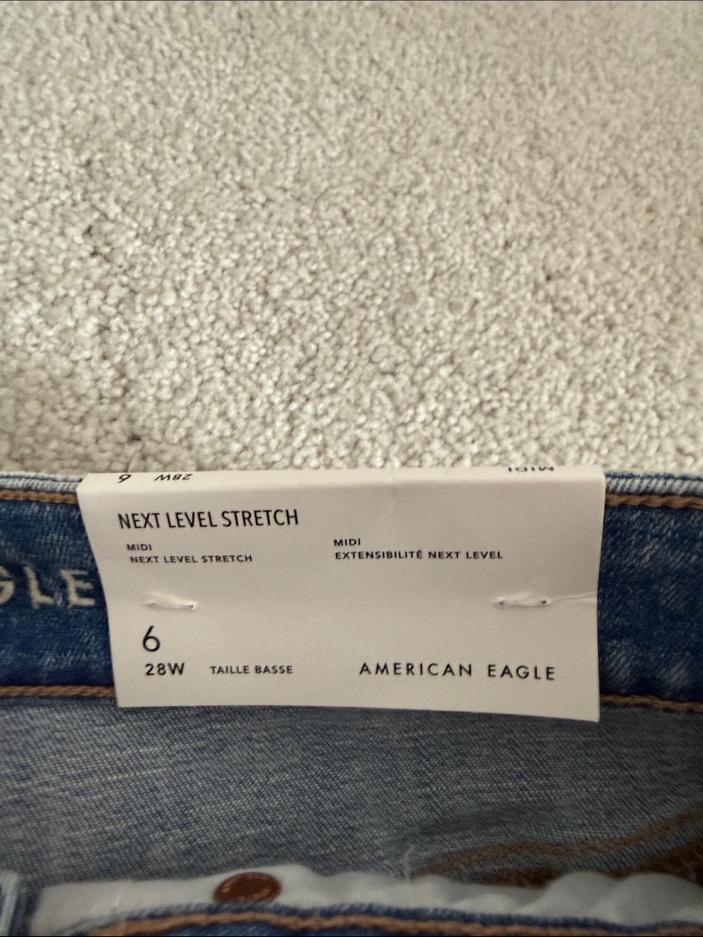 NWT Women’s American Eagle Outfitters Distressed Light Blue Denim Shorts - Picture 2 of 8
